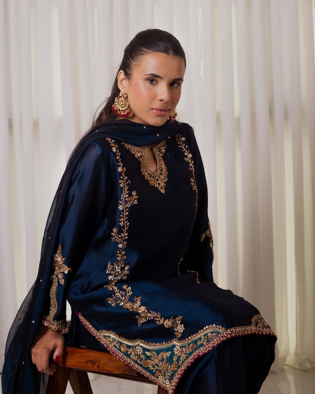 Midnight Blue Zari Embroidered Suit Set thumbnail 2
