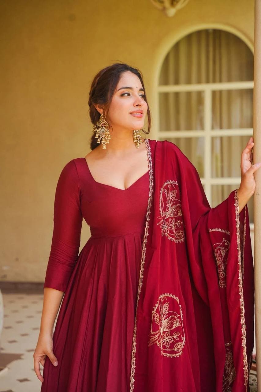 Designer Maroon Muslin Anarkali Suit Set with Dupatta for Women thumbnail 4