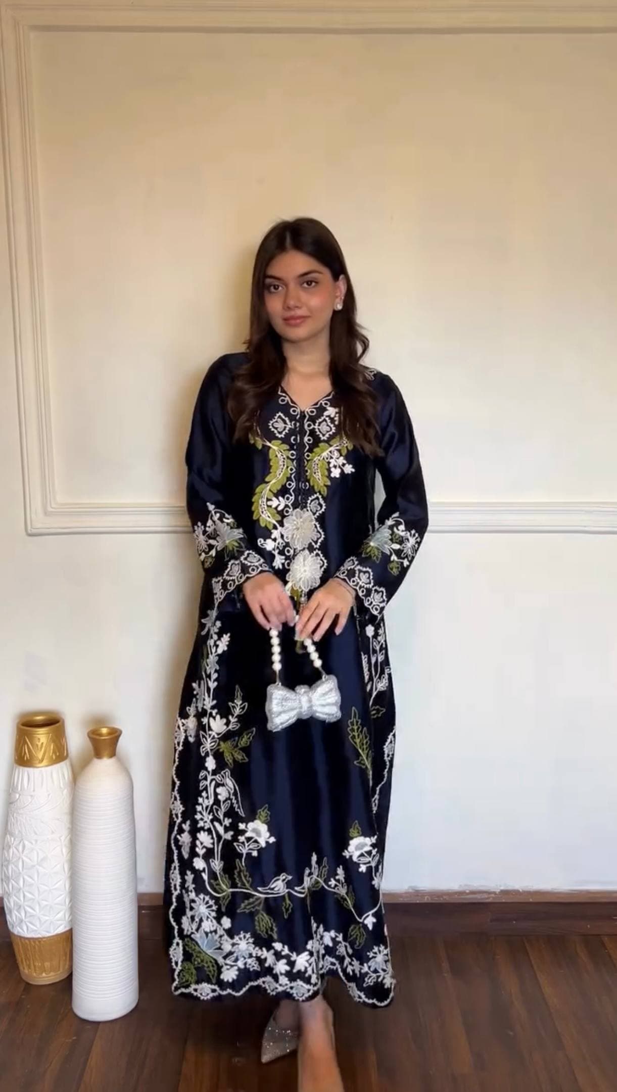 Premium Navy Blue Floral Thread Embroidered Straight Kurta for Women thumbnail 2