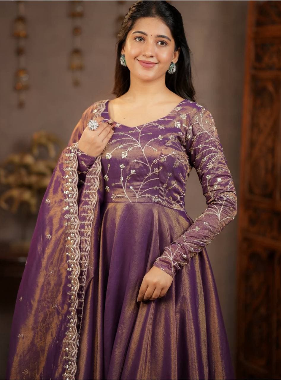 Contemporary Charm in Ethnic Wear thumbnail 6