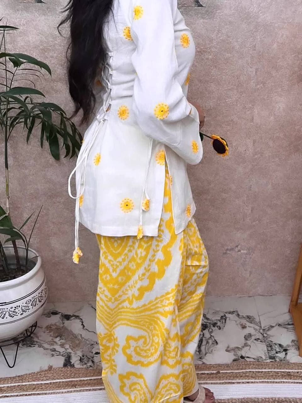 Women's White Sunflower Kurti with Yellow Printed  Farshi Pant Set thumbnail 4