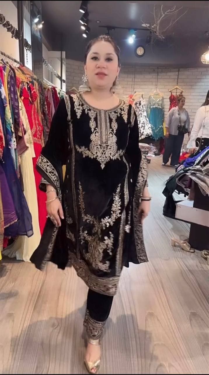 Charming Black Velvet Attire Accentuated with Rich Gold Detailing thumbnail 3