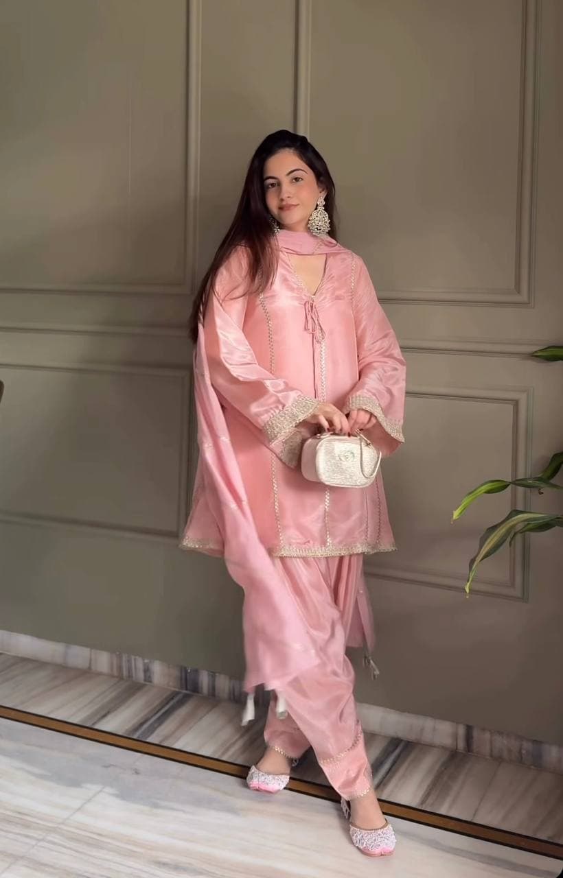 Blush Pink Fendy Silk Embroidered Kurta Set with Farshi Salwar & Dupatta thumbnail 2