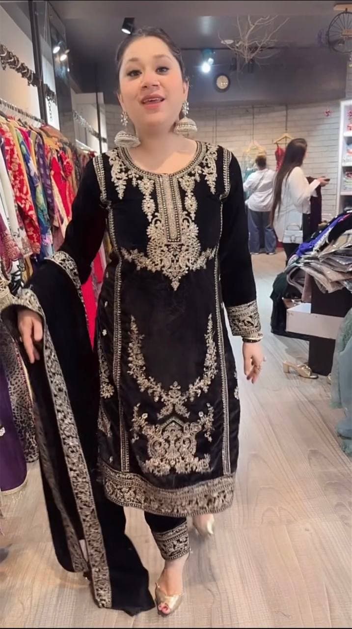 Charming Black Velvet Attire Accentuated with Rich Gold Detailing thumbnail 4