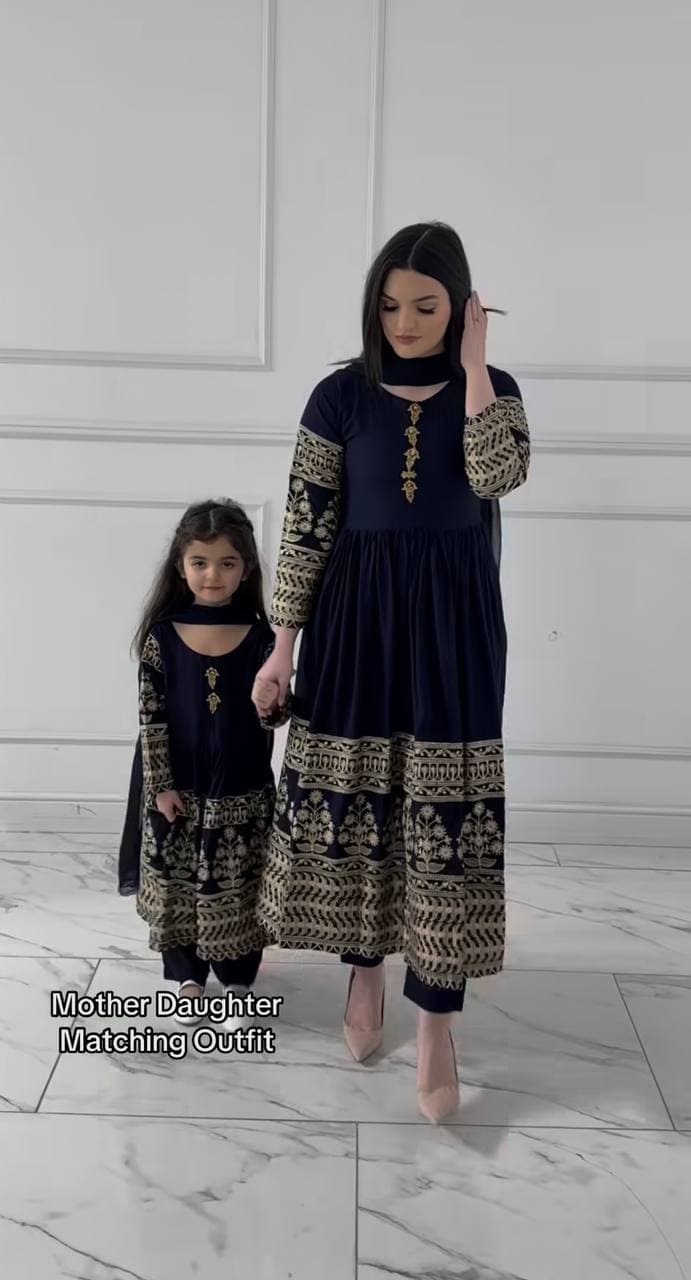 Navy Blue Embroidered Rayon Anarkali Kurta Set with Pant & Dupatta thumbnail 4