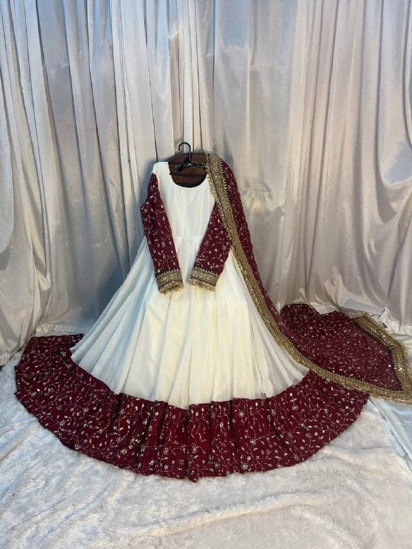 Premium Designer Ethnic Gown for Wedding & Party Wear thumbnail 6