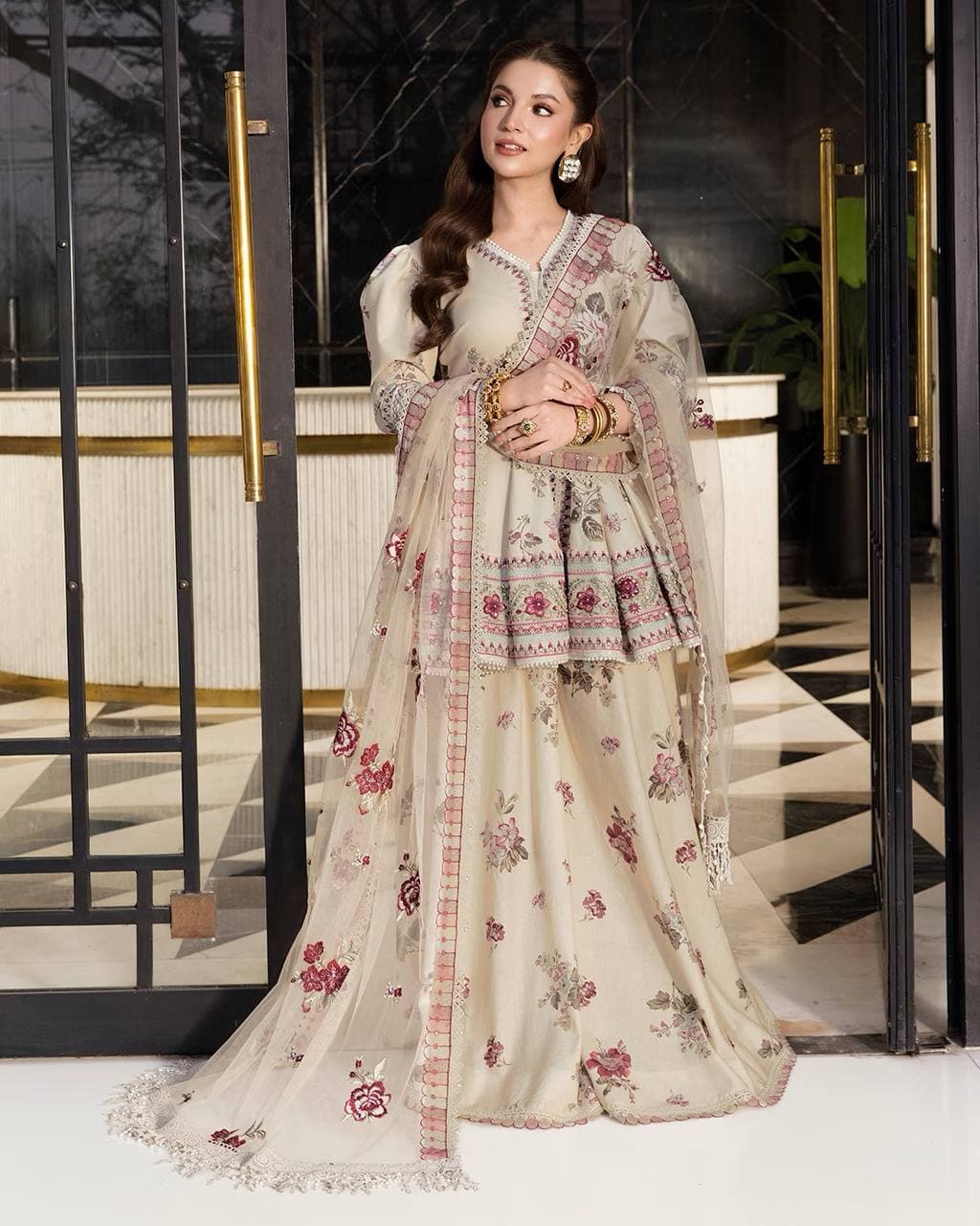 Elegant Floral Embroidered Pakistani Lawn Dress for Wedding Season thumbnail 4