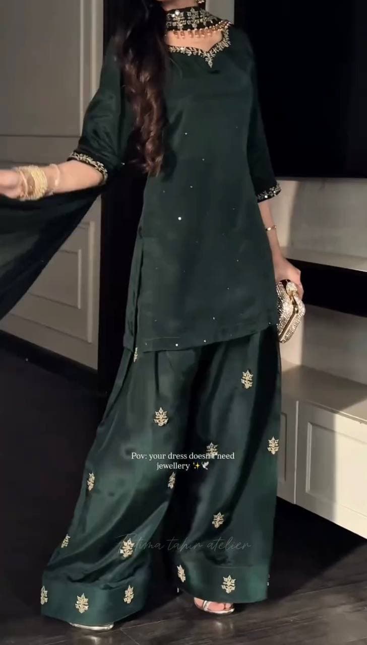 Luxury Designer Farshi Salwar Kurta Set for Women thumbnail 4