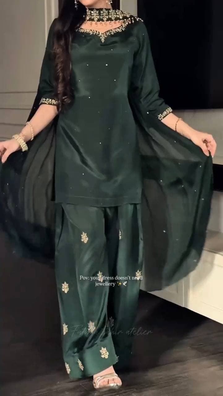 Luxury Designer Farshi Salwar Kurta Set for Women thumbnail 2