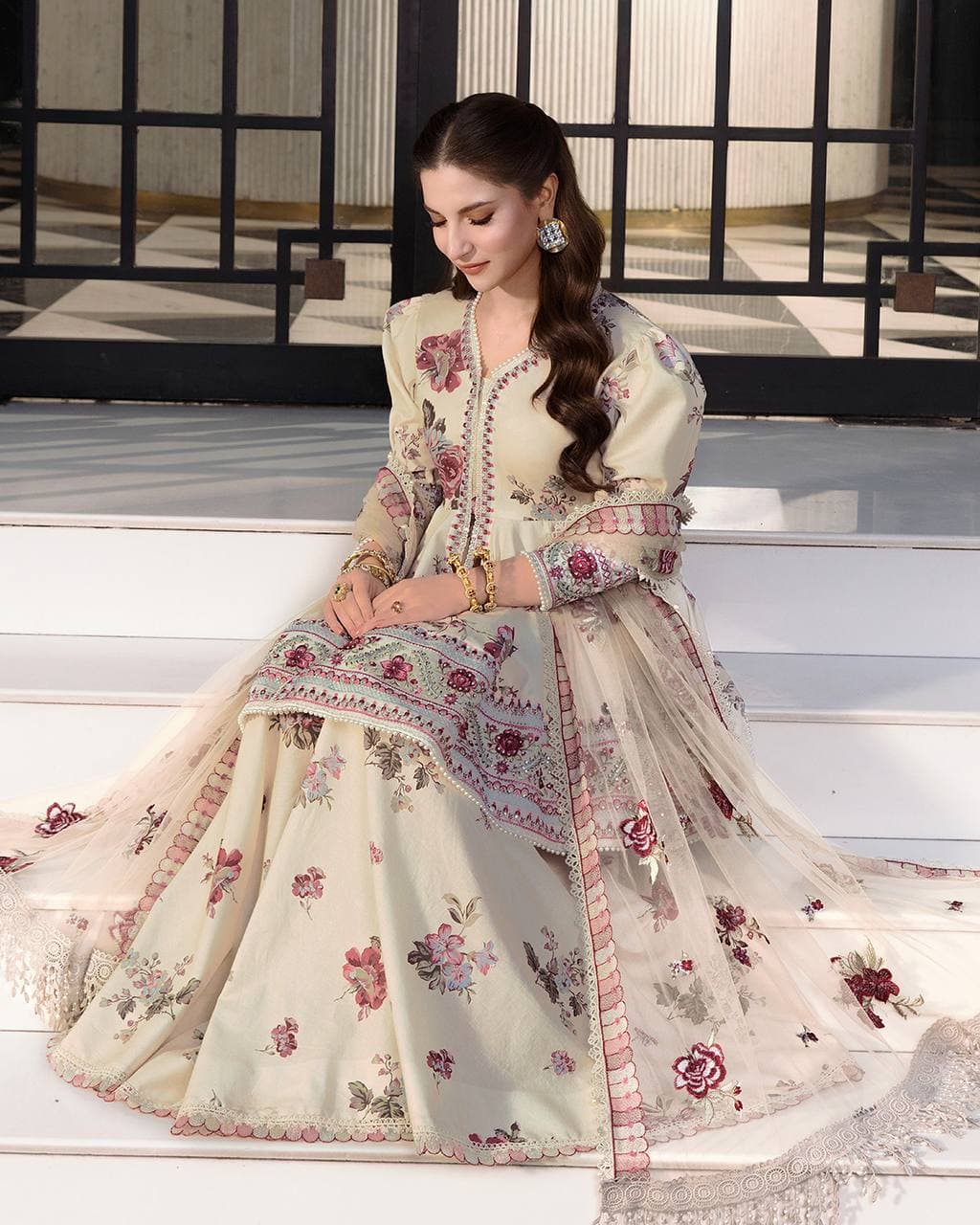 Elegant Floral Embroidered Pakistani Lawn Dress for Wedding Season thumbnail 3